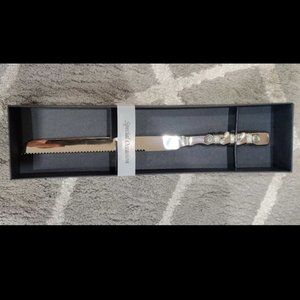 Bread knife